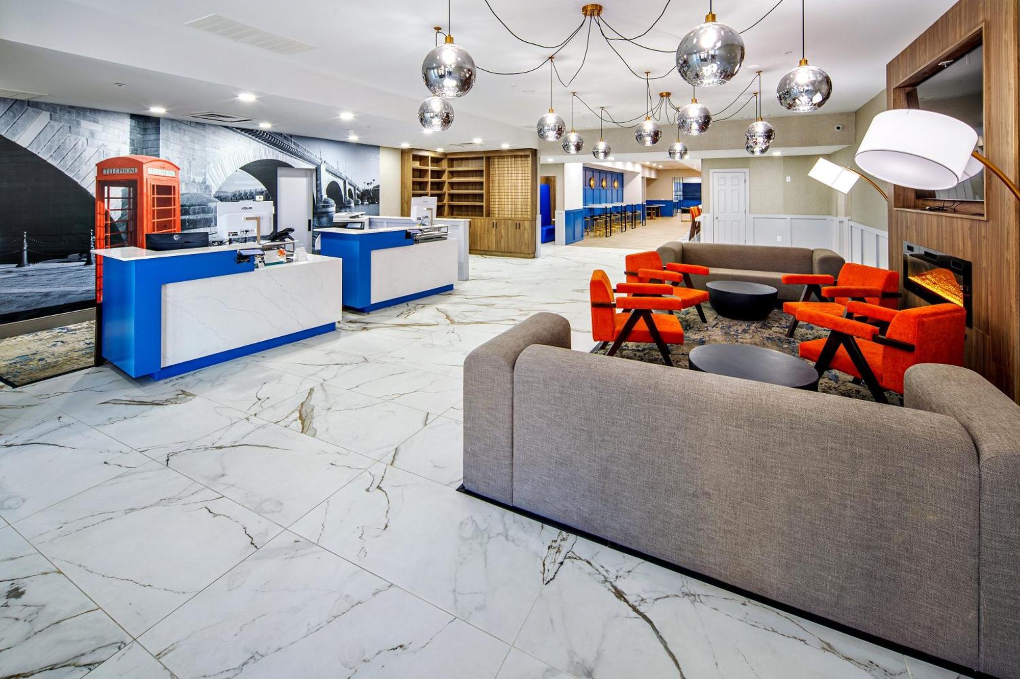 Quality Inn & Suites Lake Havasu City Eksteriør billede