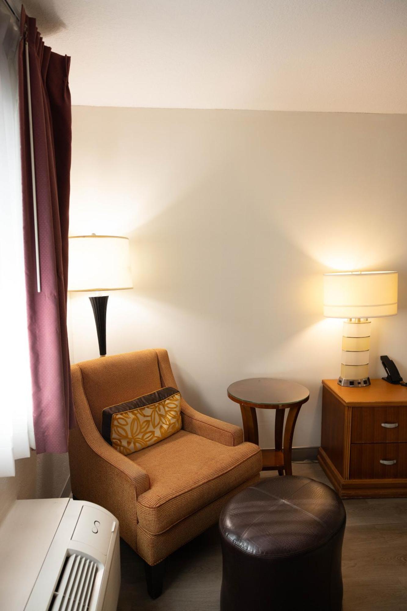 Quality Inn & Suites Lake Havasu City Eksteriør billede